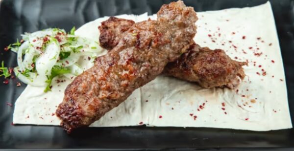 Lülə kabab